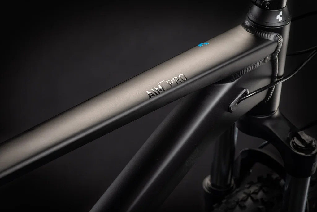 Gorsko kolo AIM Pro 2021