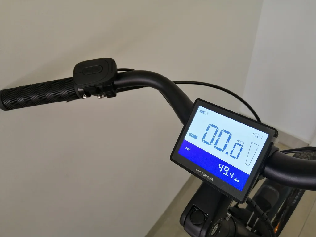 Električno kolo ECONO Equus TRE 28'' Trapez C3 870wh TESTNO