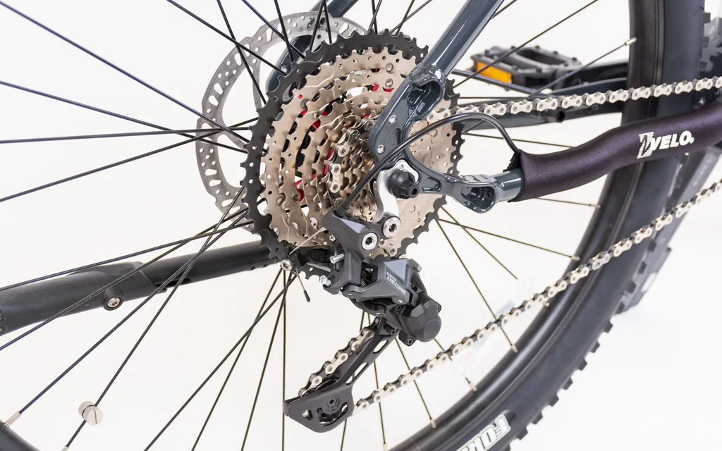 Električno kolo ECONO Equus MTB C5 Trapez Bela M 730whTESTNO