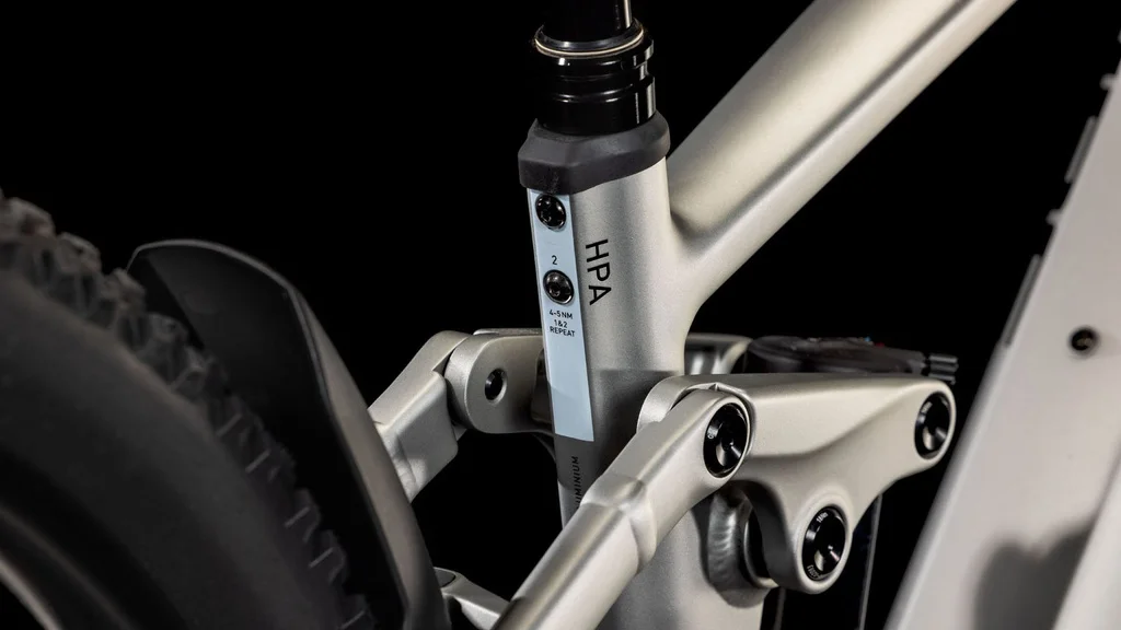 Električno kolo CUBE STEREO HYBRID ONE22 RACE 800 silver'n'black