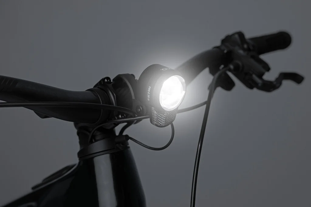 Sprednja luč ACID E-Bike PRO-E 200 X-connect