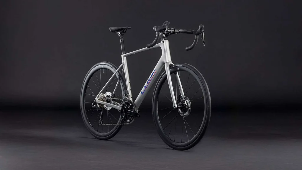 Cestno kolo Cube Attain C:62 SLX sleekgrey'n'prism 2026