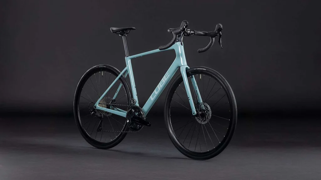 Cestno kolo Cube Attain C:62 SLX sleekgrey'n'prism 2026