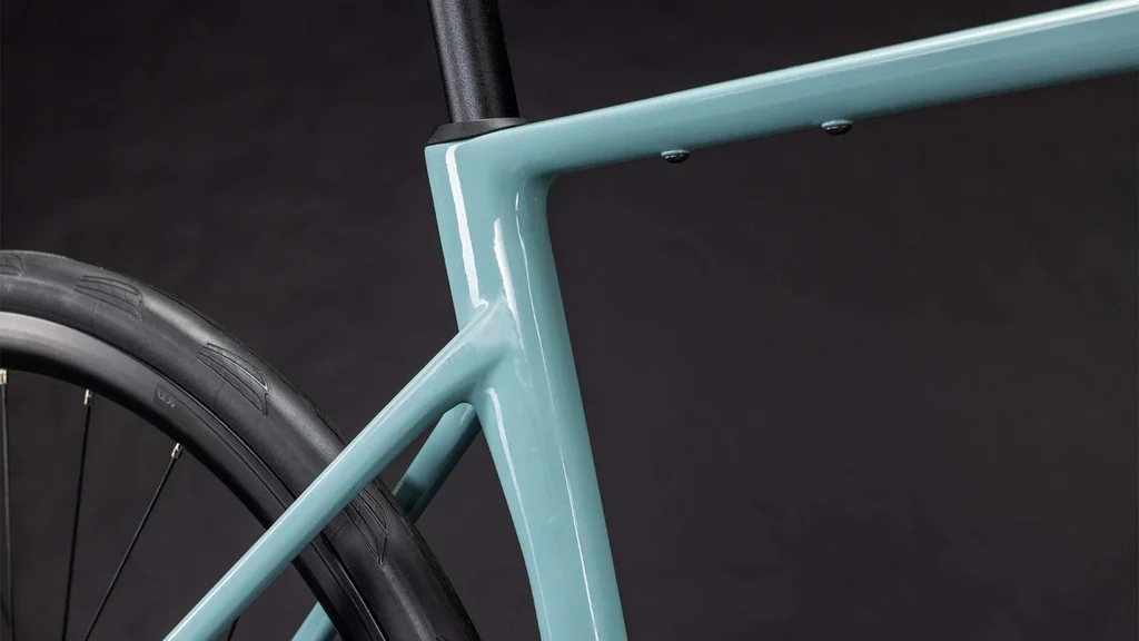 Cestno kolo Cube Attain C:62 SLX sleekgrey'n'prism 2026