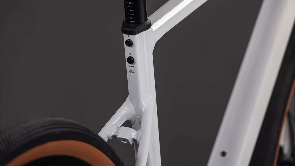 Cestno kolo Cube Attain C:62 SLX sleekgrey'n'prism 2026