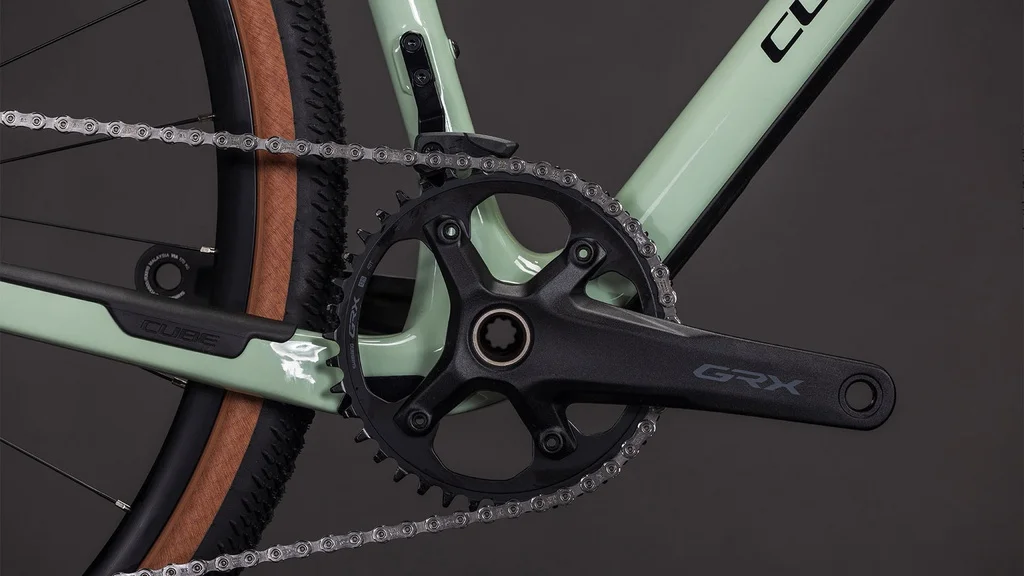 Cestno kolo Cube Attain C:62 SLX sleekgrey'n'prism 2026