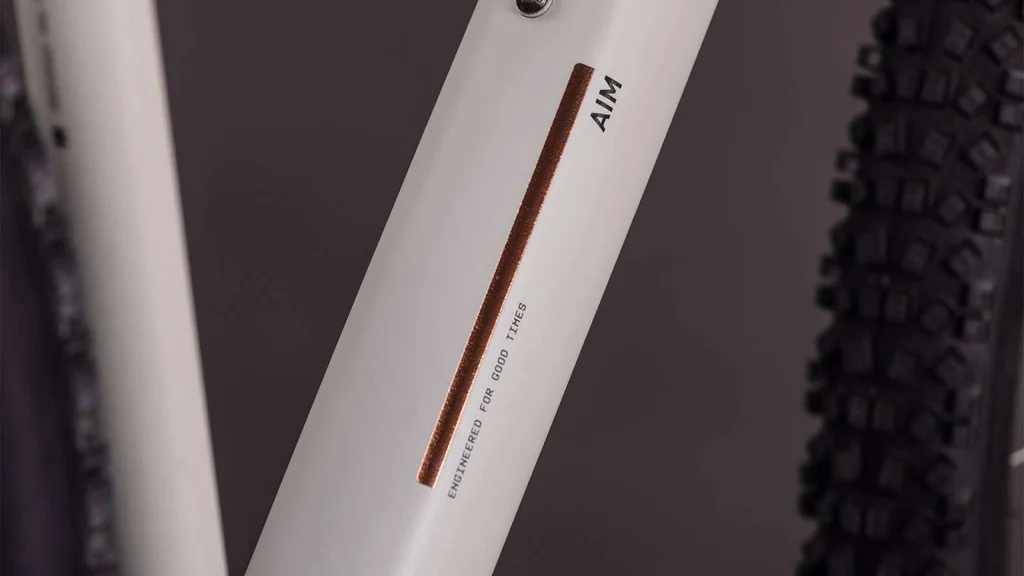 Gorsko kolo CUBE Aim ONE smoke´n´black 2026