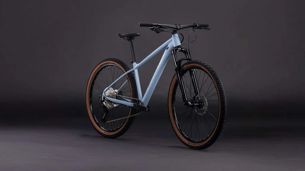 Gorsko kolo CUBE Aim ONE smoke´n´black 2026