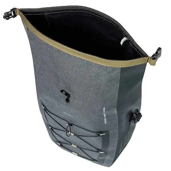 Torba za kolo Basil Navigator Storm L - single bag MIK Hooks - 25-31L - črna