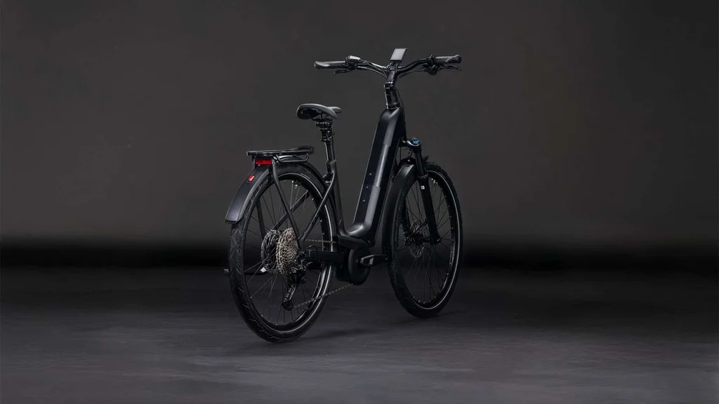 Električno kolo CUBE Nuride Hybrid Pro 800 chilli´n´black Easy Entry 2026