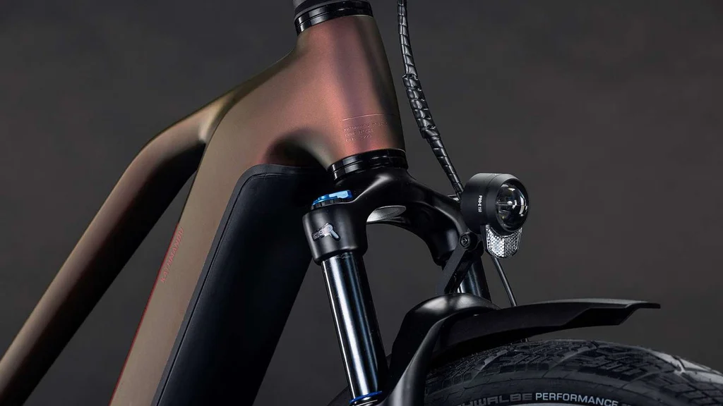 Električno kolo CUBE Nuride Hybrid Pro 800 chilli´n´black Easy Entry 2026