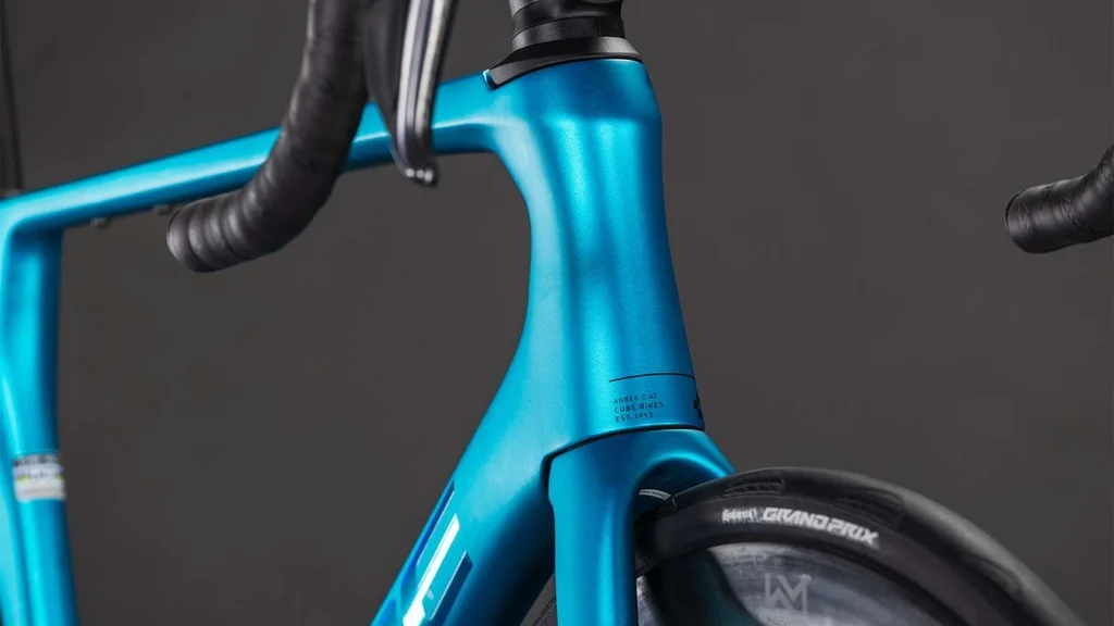 Cestno kolo Cube Attain C:62 SLX sleekgrey'n'prism 2026