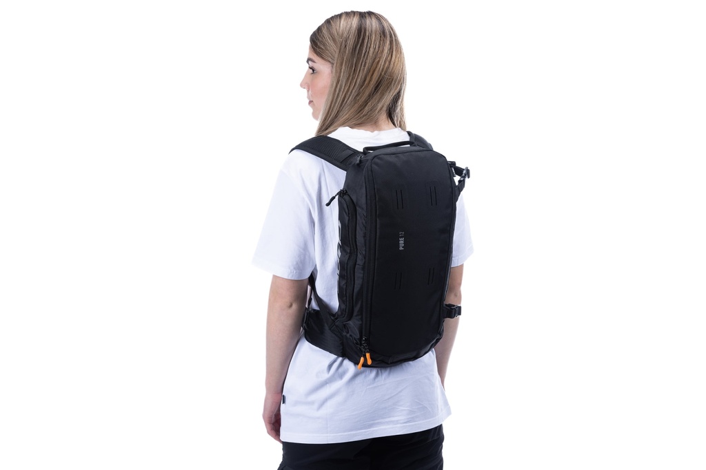 Nahrbtnik CUBE PURE BLACK 12