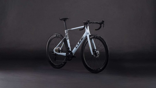 Cestno kolo Cube Attain C:62 SLX sleekgrey'n'prism 2026