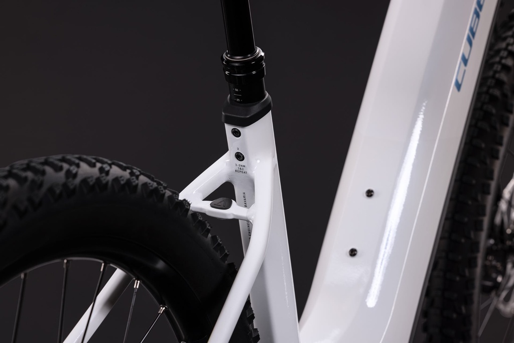 Električno kolo Cube Reaction Hybrid Race 800 snow´n´black Easy Entry 2027