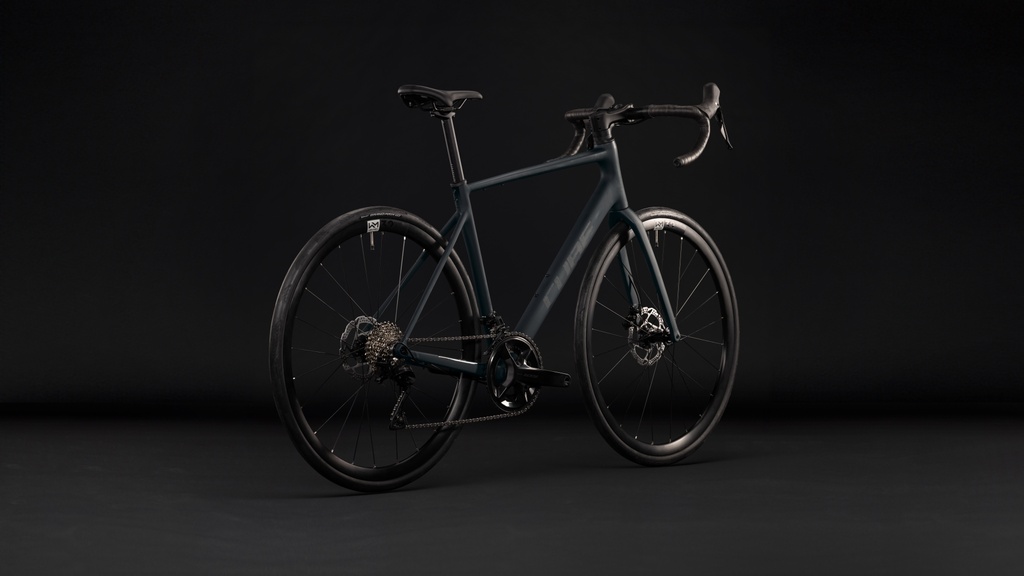 Cestno kolo CUBE Attain SLX black´n´chrome 2027