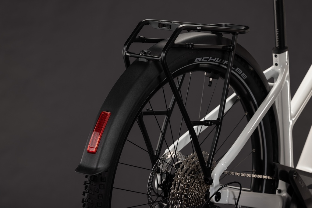 Električno kolo CUBE Nuride Hybrid Performance 720 metallicwhite´n´grey Trapeze 2027