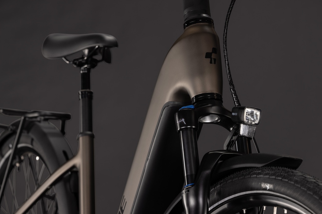 Električno kolo CUBE Touring Hybrid Pro 800 metallicumbra´n´black Easy Entry 2027 