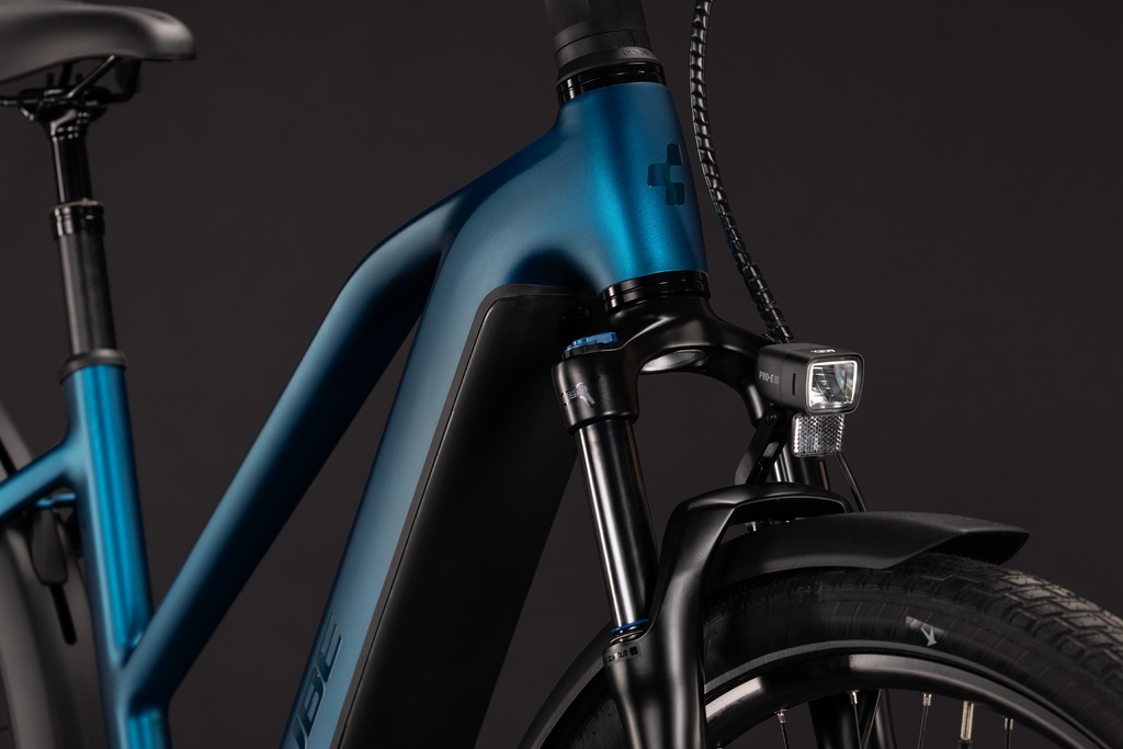 Električno kolo CUBE Touring Hybrid Pro 800 electricblue'n'prizm Trapeze 2027 