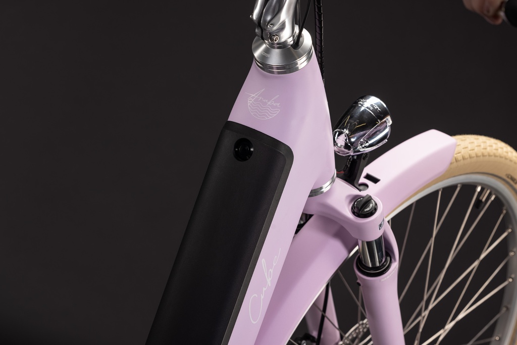 Električno kolo CUBE Aruba Hybrid 600 cottoncandy´n´creme Easy Entry 2027