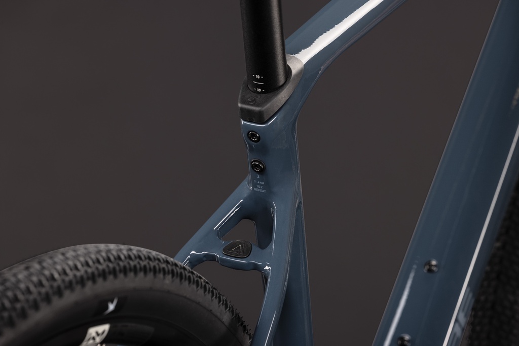 Gravel kolo Cube Nuroad Race inkgrey´n´grey 2027