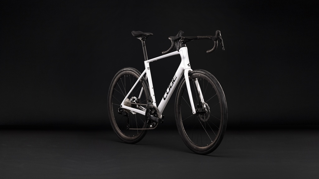 Cestno kolo CUBE Attain SLX metallicwhite´n´black 2027 
