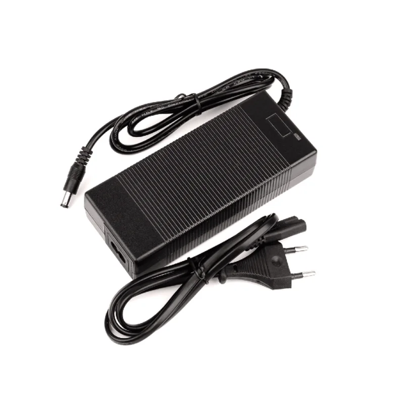 Charger for 48V battery / 2A DC 2.1